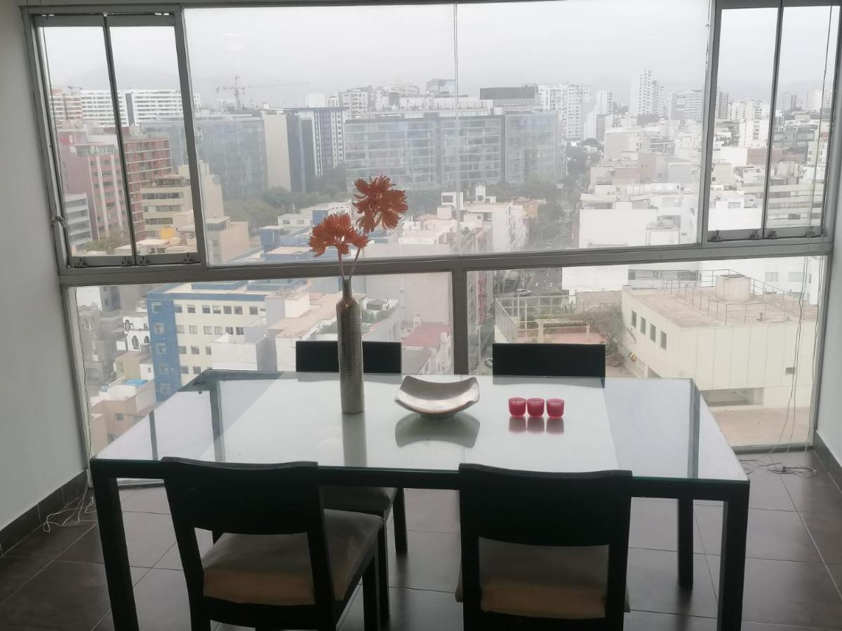 Peru * Lima